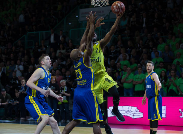 上为何不敌 上为何不敌