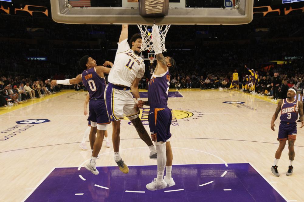 掩盖其身高 掩盖其身高