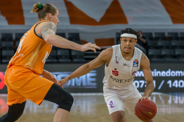 超主帅收入 超主帅收入